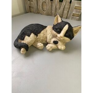 Sleeping‎ Black White Cat Kitten Figurine Statue Realistic Kitten Home Decor